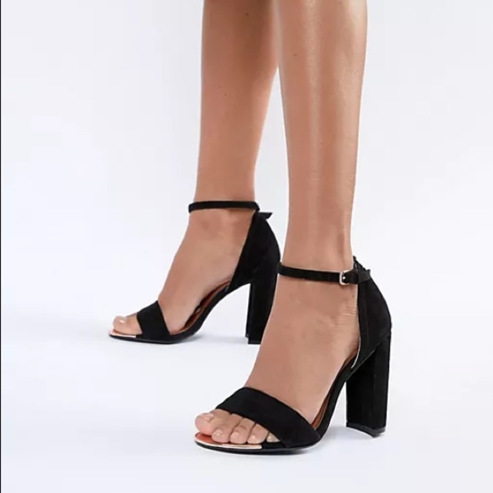 🌹SOLD🌹Ted Baker Barely There Black heels
